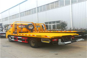 裕华区附近拖车救援搭电